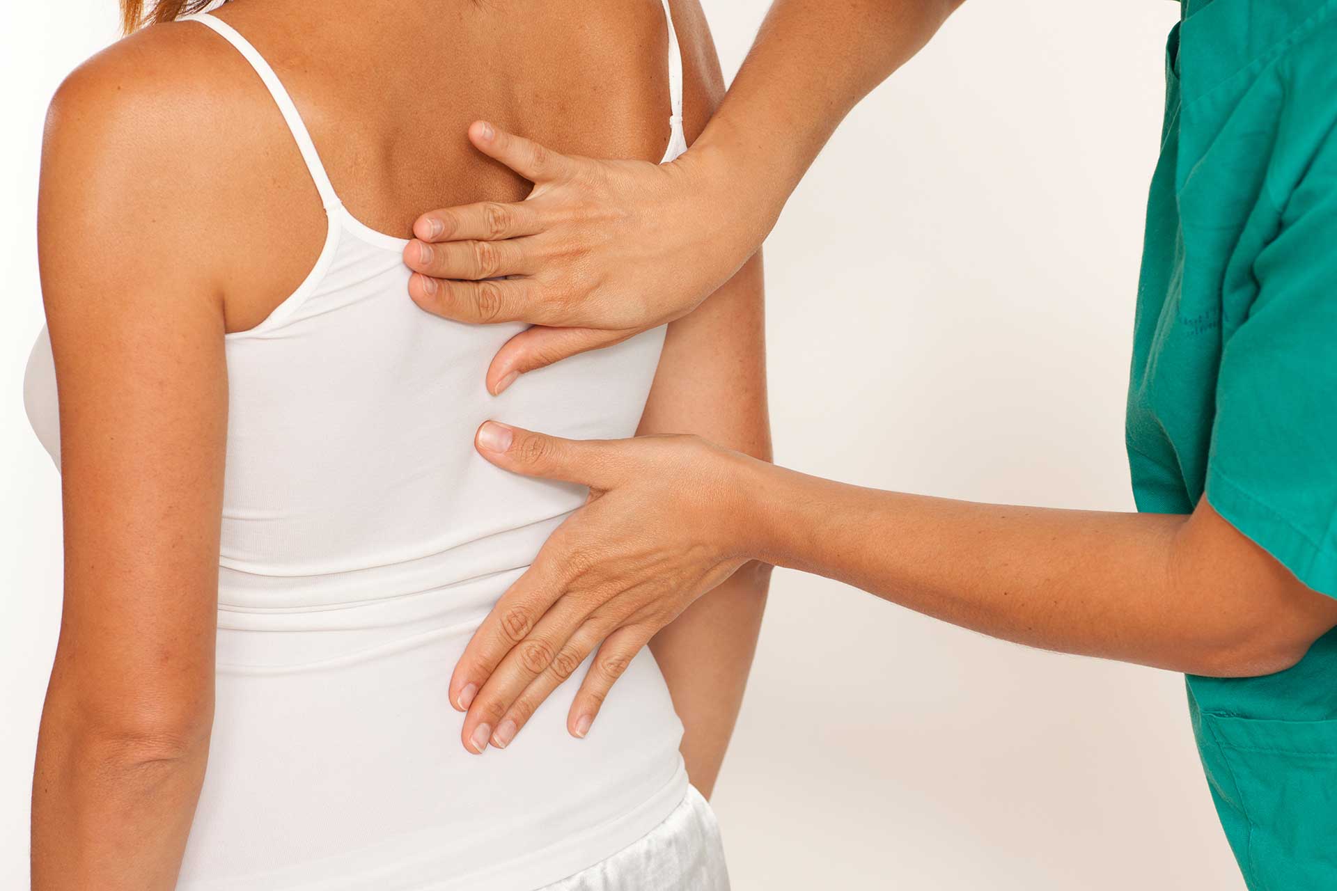 chiropractic adjustment at Utterback Chiropractic Saint Louis, MO